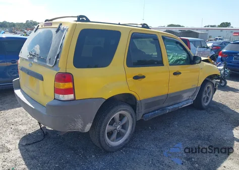 2002 Ford Escape Xlt z USA, uszkodzony, nr VIN 1FMYU03152KA36037